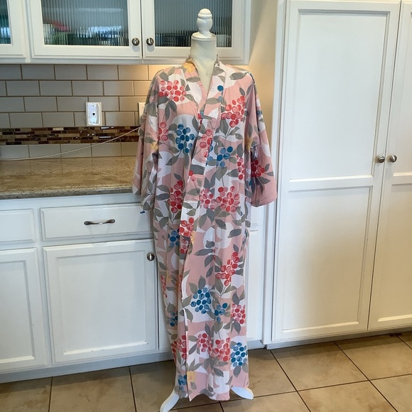 Floral Kimono Robe - Picture 1 of 7